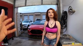 Roadside - Braceface Redhead Fucks to get her Car Fixed