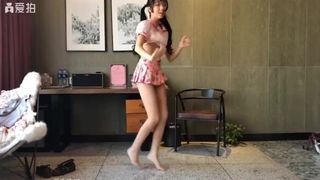 B站跳舞后续（幼女资源QQ群705585593）