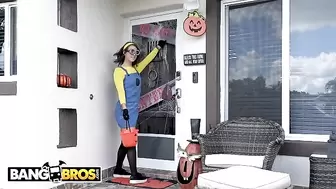 BANGBROS - where's Bruno's Dick? inside a Pumpkin, Waiting for Evelin Stone