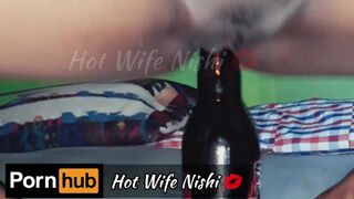 Sri Lankan Cute Ex-Wife having Fun by Inserting a Beer Bottle to her Vagina බියර් බෝතලෙන් ගත්තු සැපක්